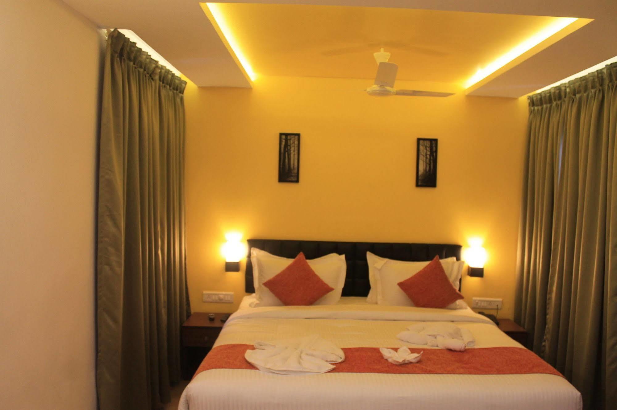Munnar Tea Hills Resort - Mthr מראה חיצוני תמונה